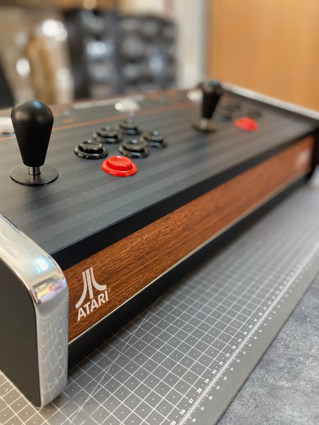 Console de jeux d'arcade façon Atari, panneau de contrôle deux joueurs — Art'cade Design Nice