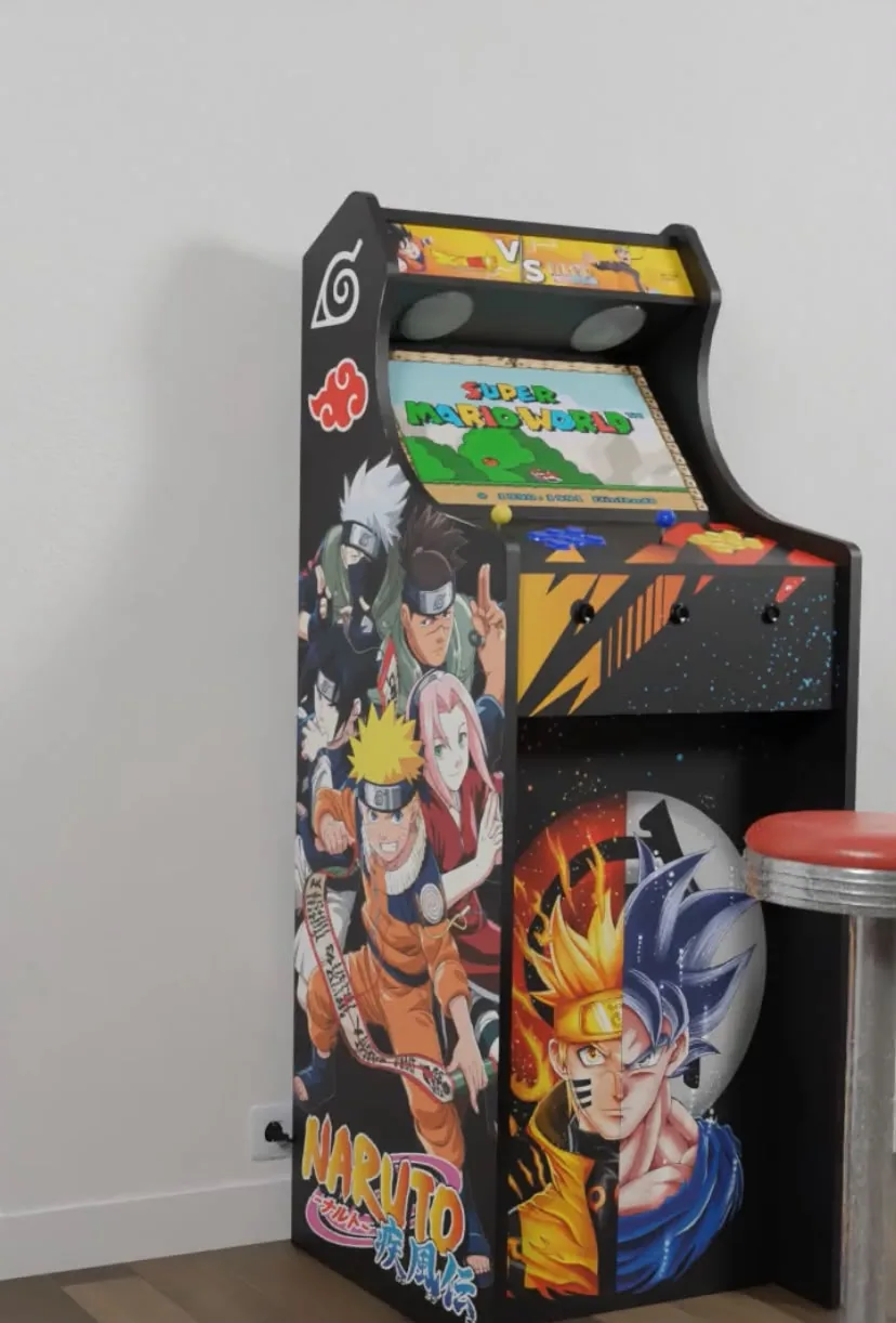 Borne arcade Dragon Ball et Naruto vue de trois quarts — Art'cade Design Nice