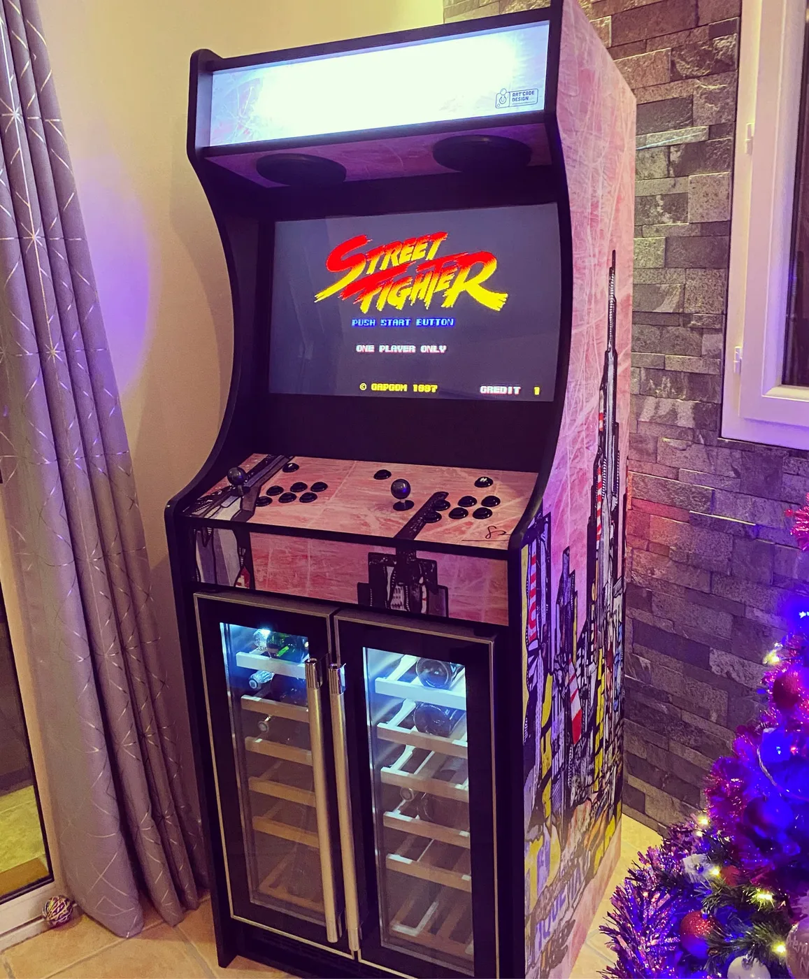 Borne arcade XL double cave à vins habillée par Gregory Berben — Art'cade Design Signature